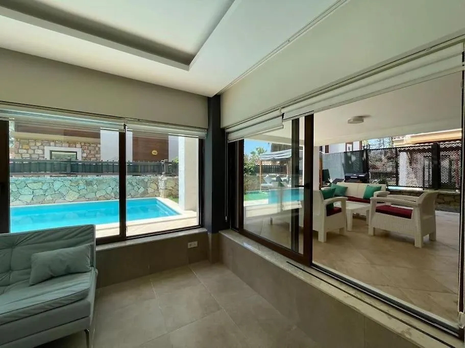 Villa Ela Goecek'Te Oezel Havuzlu Luex Villa Fethiye 0*,  Turquía