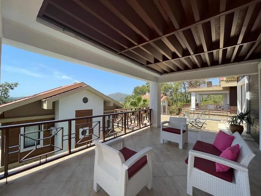 Villa Ela Goecek'Te Oezel Havuzlu Luex Villa Fethiye